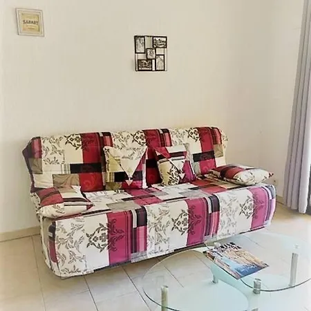 Apartment Bel Proche Du Port